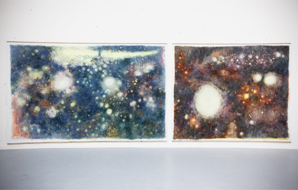 Nuit noire, huile sur toile (350 x 220 cm, 270 x 220 cm, 206 x 220 et un diptyque de 2 x 107 x 170 cm), 2025. Représentation quasi-abstraites de ciels nocturne. Résidence à Rurart, Centre d'art, Lusignan, en compagnie de Benoît Blanchard