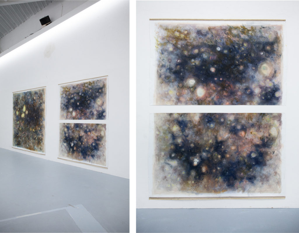 Nuit noire, huile sur toile (350 x 220 cm, 270 x 220 cm, 206 x 220 et un diptyque de 2 x 107 x 170 cm), 2025. Représentation quasi-abstraites de ciels nocturne. Résidence à Rurart, Centre d'art, Lusignan, en compagnie de Benoît Blanchard